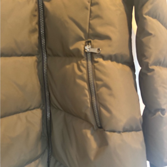 NWOT Pajar Women's Jayde Puffer Coat with Fur Trim - Picture 3 of 10